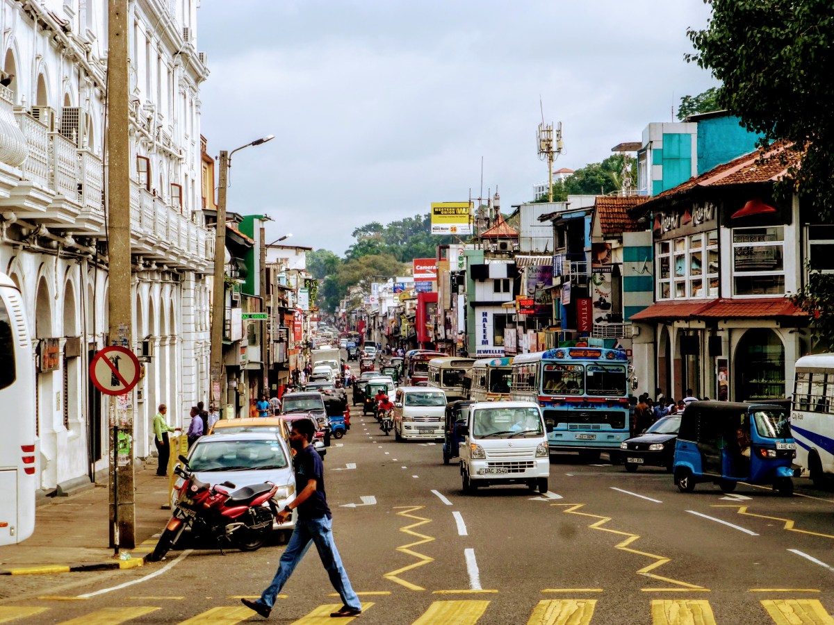 Getting a driver in Sri&nbsp;Lanka